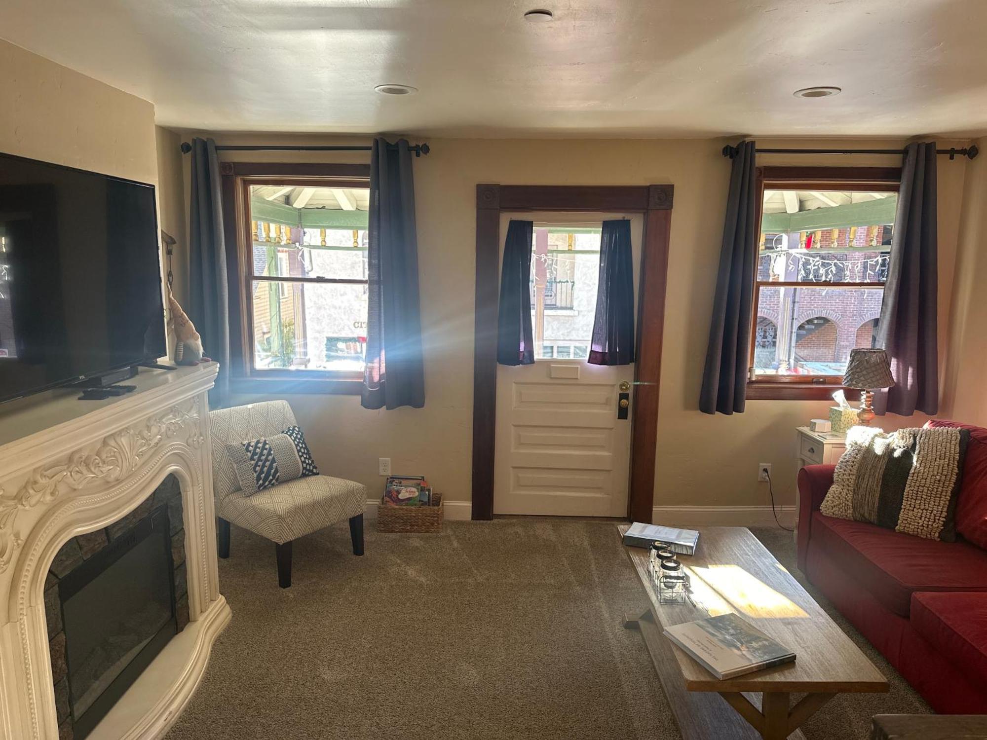 Historic Washington St Balcony Apartment Sonora Ngoại thất bức ảnh